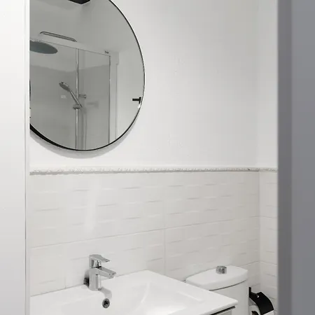 Limehome Almeria Hernan Cortes Room photo