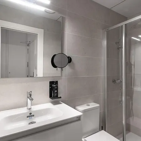 Limehome Almeria Hernan Cortes Room photo