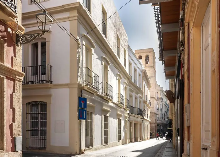 Limehome Almeria Hernan Cortes
